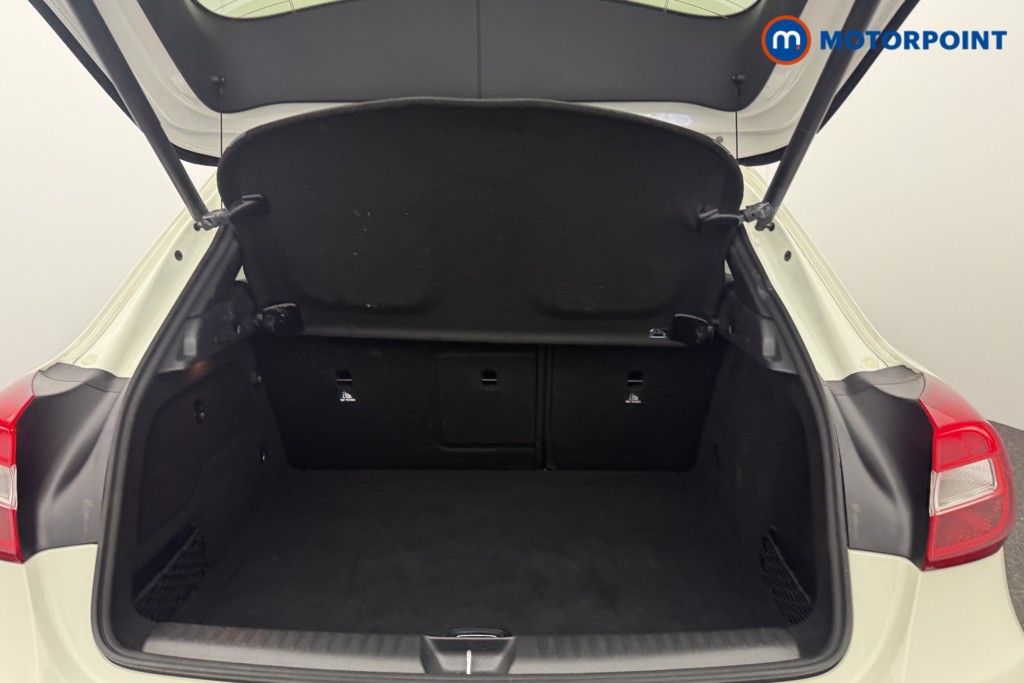 Mercedes-Benz GLA Amg Line Automatic Diesel SUV - Stock Number (1625094) - 13th supplementary image