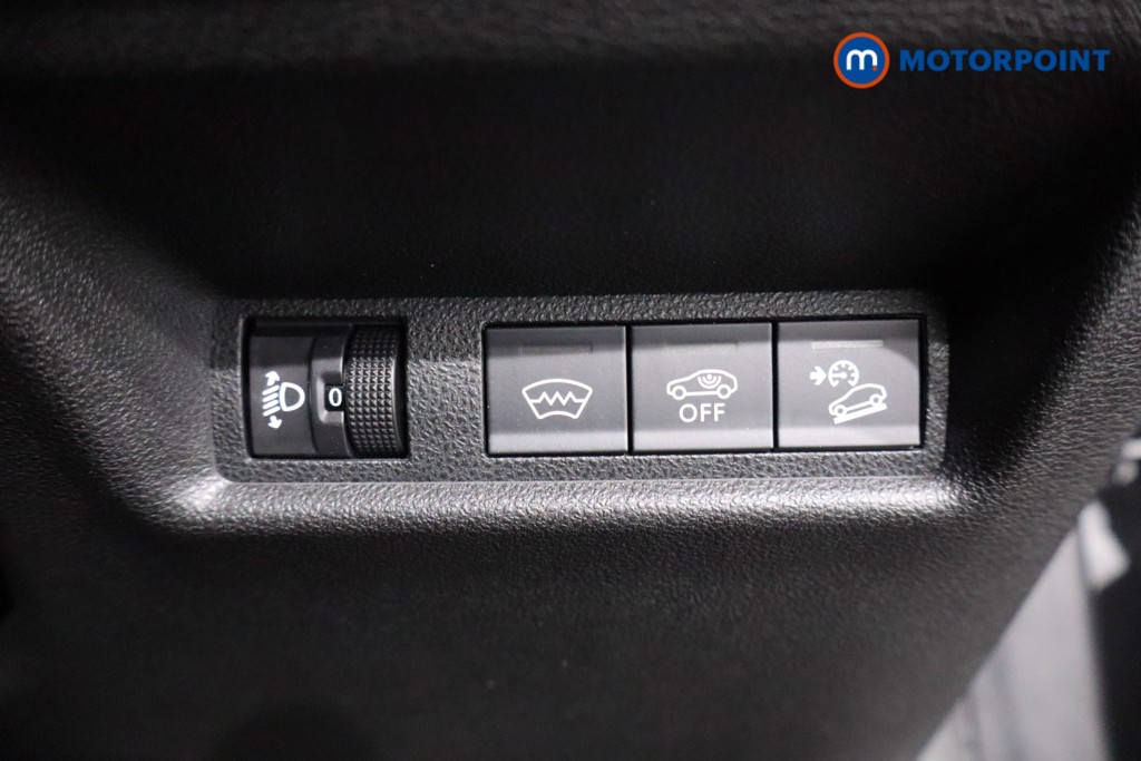 Jeep Avenger Summit Automatic Electric SUV - Stock Number (1625213) - 17th supplementary image