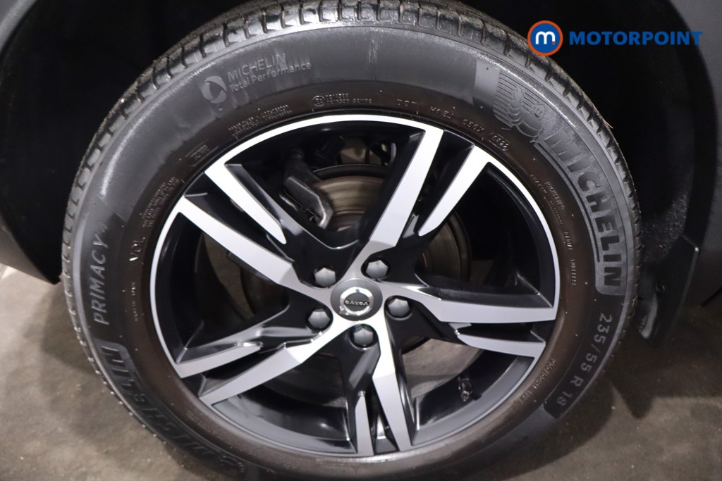 Volvo Xc40 R Design Manual Petrol SUV - Stock Number (1625560) - 9th supplementary image