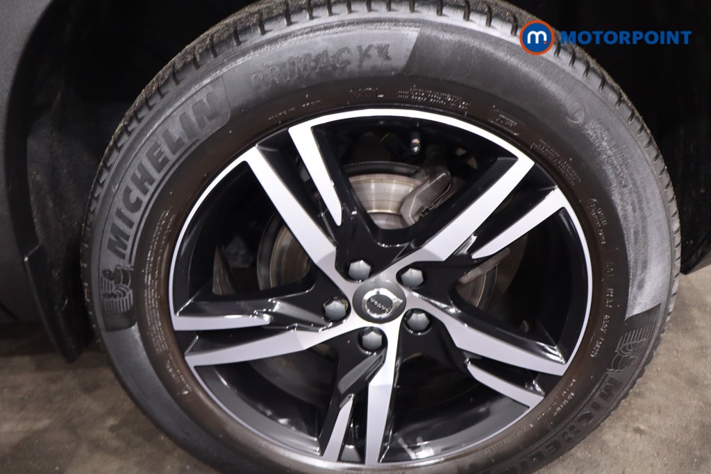 Volvo Xc40 R Design Manual Petrol SUV - Stock Number (1625560) - 12th supplementary image