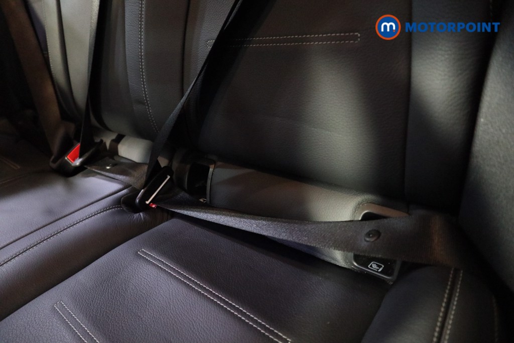 Mercedes-Benz GLA Exclusive Edition Automatic Petrol Plug-In Hybrid SUV - Stock Number (1595784) - 21st supplementary image