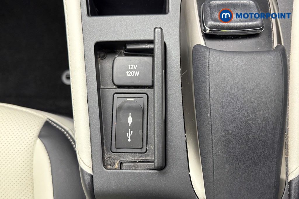 Lexus CT F-Sport Automatic Petrol-Electric Hybrid Hatchback - Stock Number (1607827) - 17th supplementary image