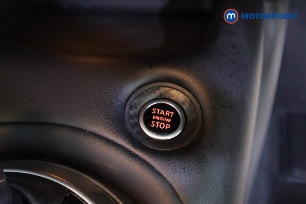 Nissan Juke Tekna Automatic Petrol SUV - Stock Number (1608074) - 9th supplementary image