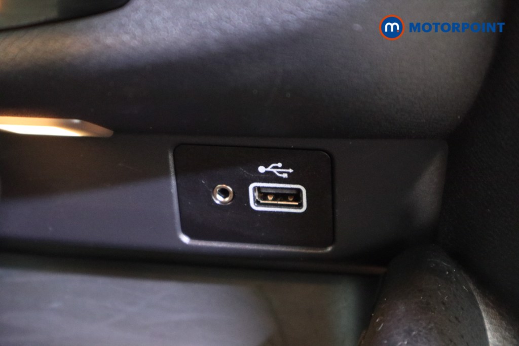 Nissan Juke Tekna Automatic Petrol SUV - Stock Number (1608074) - 10th supplementary image