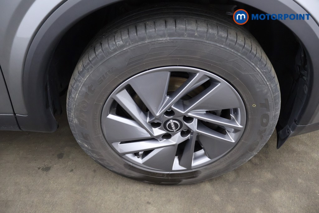 Nissan Qashqai Acenta Premium Manual Petrol SUV - Stock Number (1608514) - 21st supplementary image