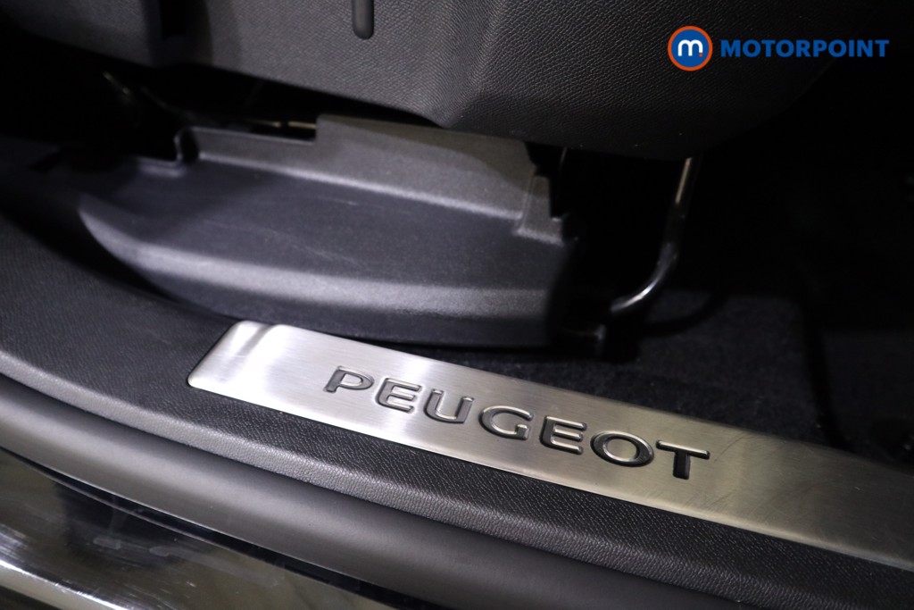 Peugeot 3008 Allure Automatic Petrol Plug-In Hybrid SUV - Stock Number (1610620) - 14th supplementary image