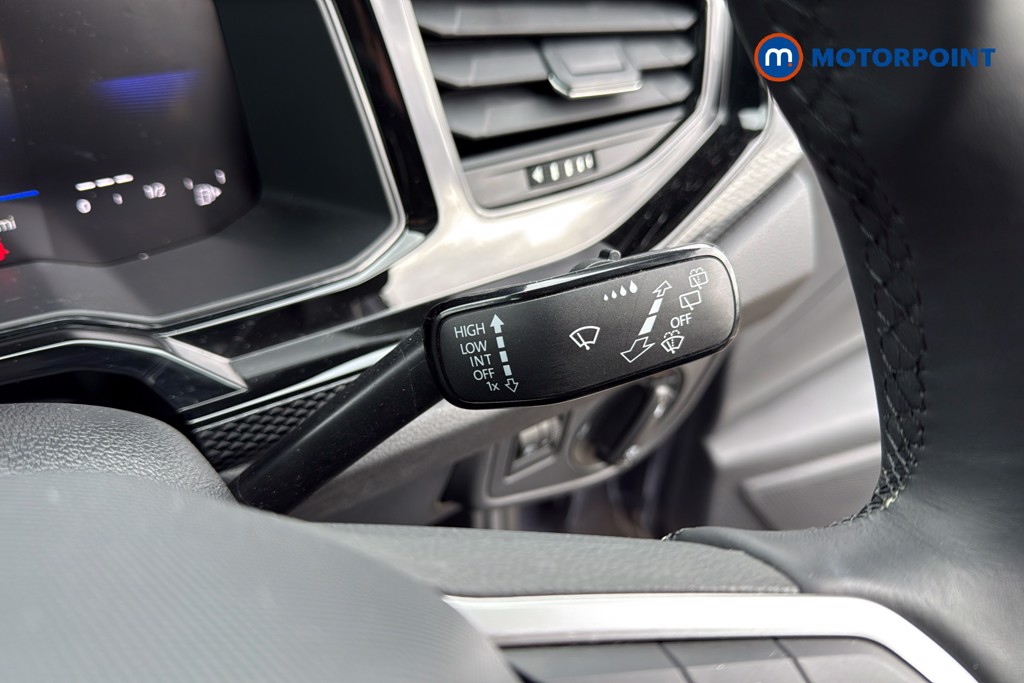 Volkswagen Polo Life Manual Petrol Hatchback - Stock Number (1611707) - 7th supplementary image