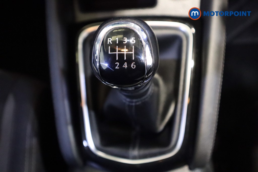 Nissan Qashqai Acenta Premium Manual Petrol SUV - Stock Number (1612390) - 5th supplementary image