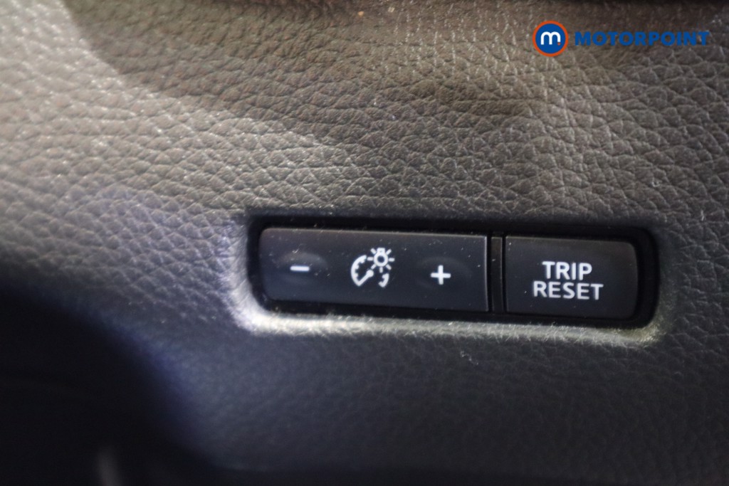 Nissan Qashqai Acenta Premium Manual Petrol SUV - Stock Number (1612390) - 16th supplementary image