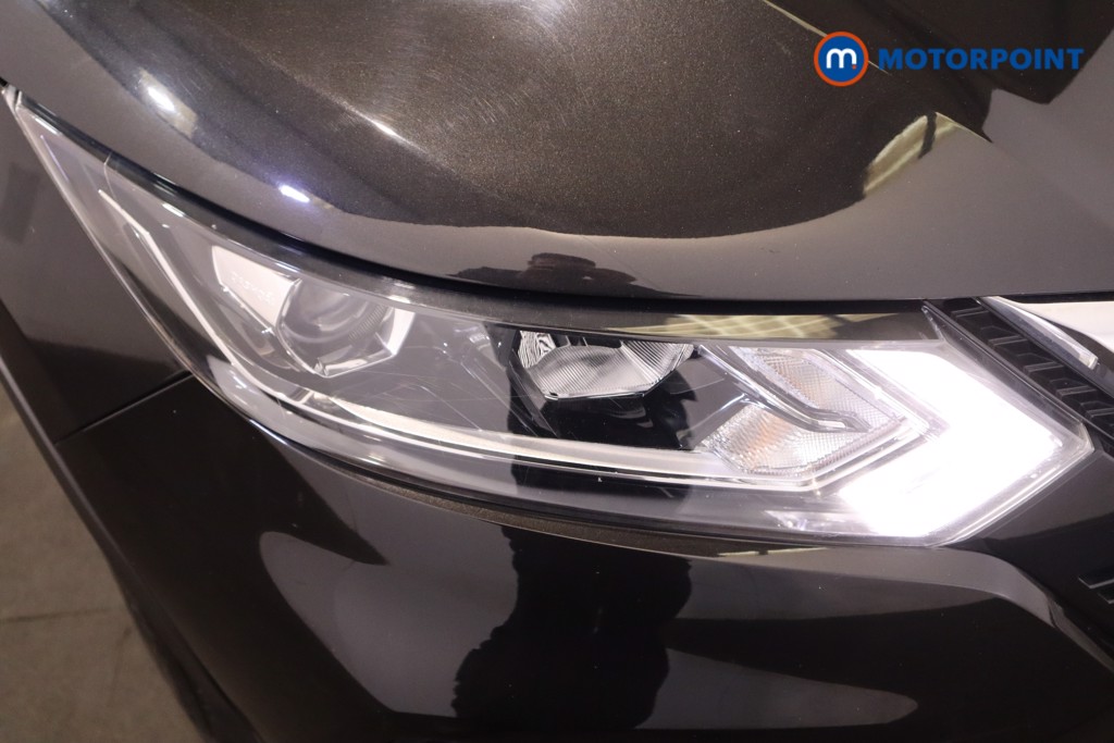 Nissan Qashqai Acenta Premium Manual Petrol SUV - Stock Number (1612390) - 32nd supplementary image