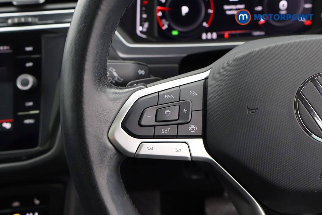 Volkswagen Tiguan Elegance Automatic Petrol SUV - Stock Number (1612778) - 2nd supplementary image