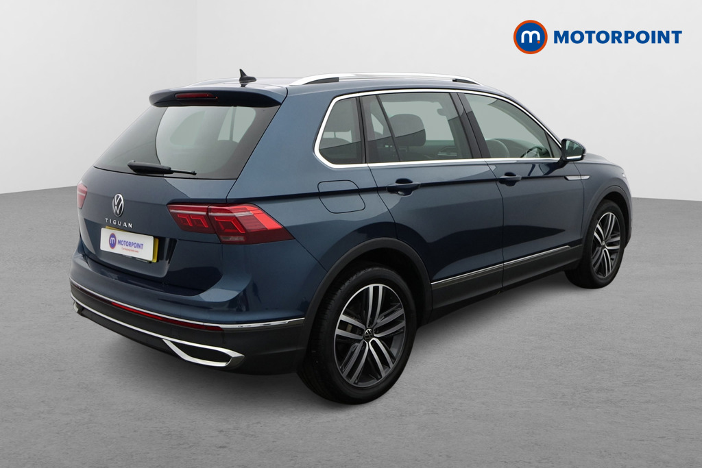 Volkswagen Tiguan Elegance Automatic Petrol SUV - Stock Number (1612778) - Drivers side rear corner
