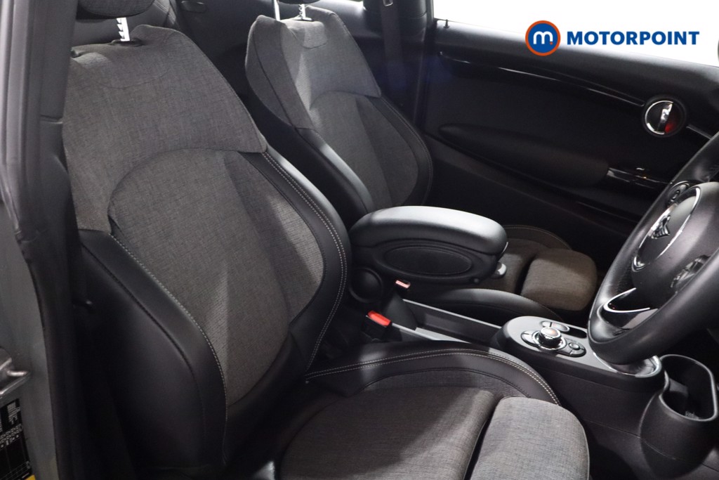 Mini Hatchback Cooper S Level 2 Automatic Electric Hatchback - Stock Number (1612841) - 24th supplementary image