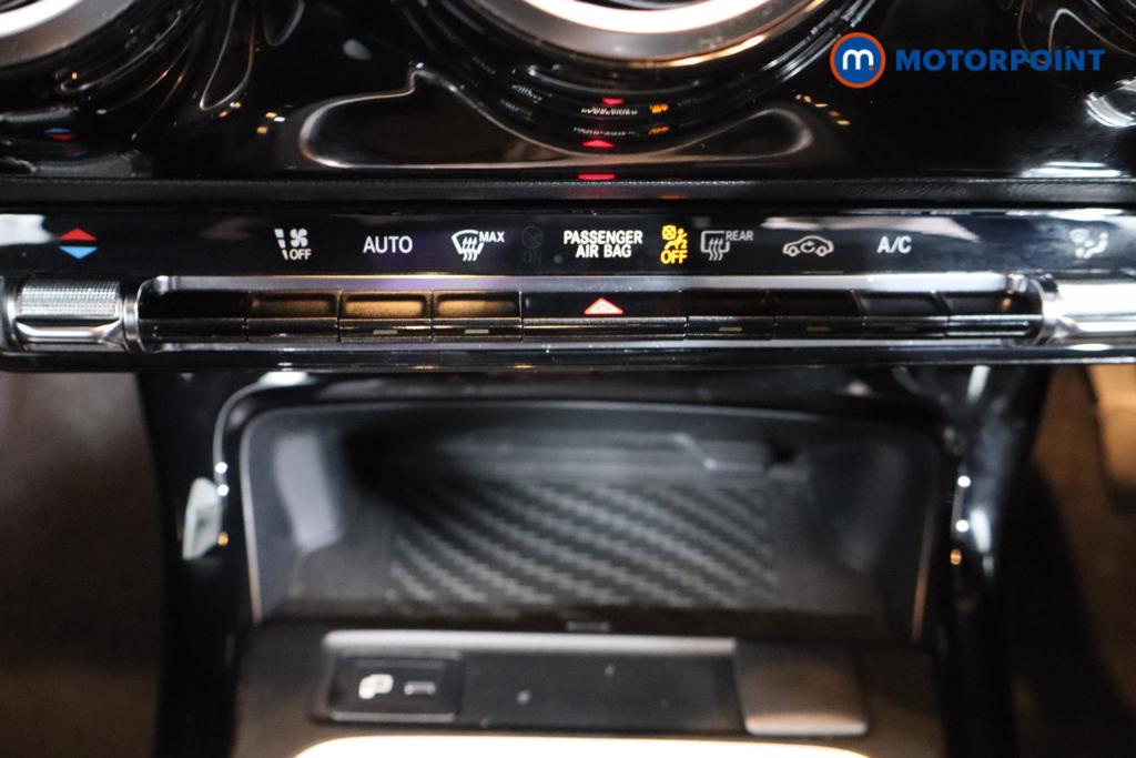 Mercedes-Benz A Class Sport Manual Petrol Hatchback - Stock Number (1613333) - 4th supplementary image