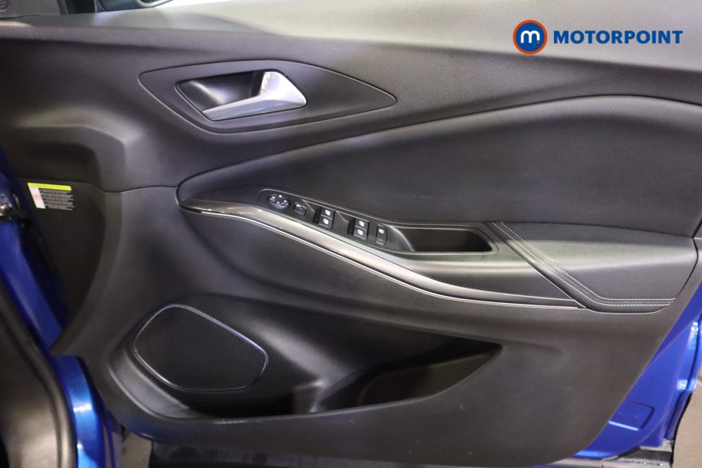 Vauxhall Grandland X Sri Nav Manual Petrol SUV - Stock Number (1613781) - 13th supplementary image