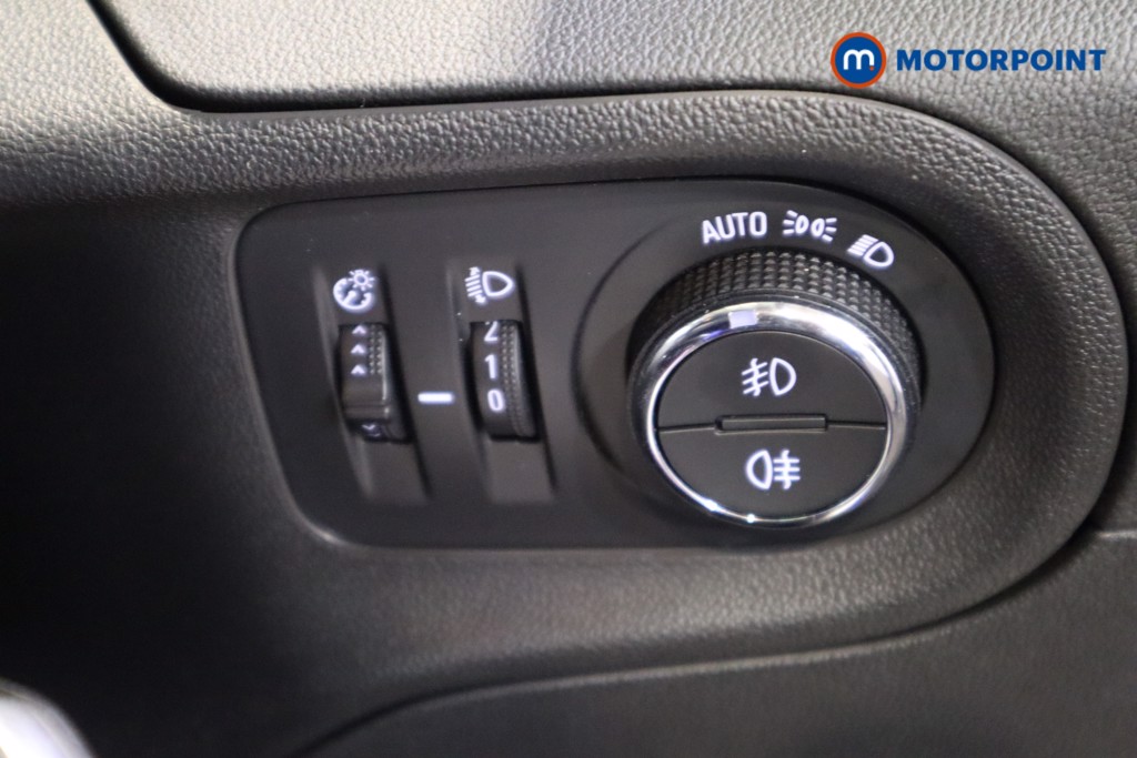 Vauxhall Grandland X Sri Nav Manual Petrol SUV - Stock Number (1613781) - 16th supplementary image