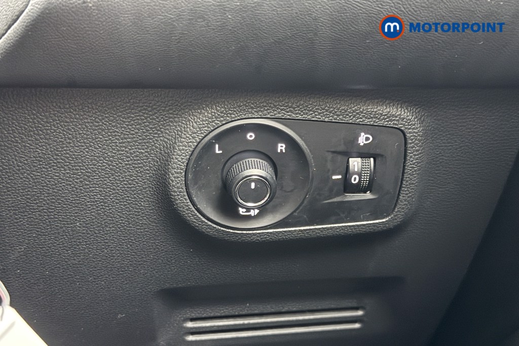 Mg Motor Uk ZS Exclusive Manual Petrol SUV - Stock Number (1613855) - 16th supplementary image