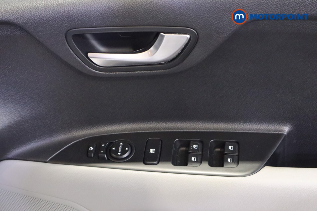 KIA Stonic Connect Manual Petrol SUV - Stock Number (1614020) - 14th supplementary image