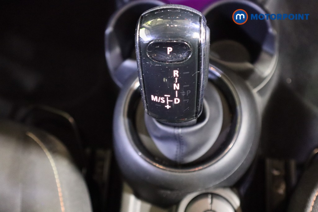 Mini Hatchback Cooper Classic Automatic Petrol Hatchback - Stock Number (1614502) - 5th supplementary image