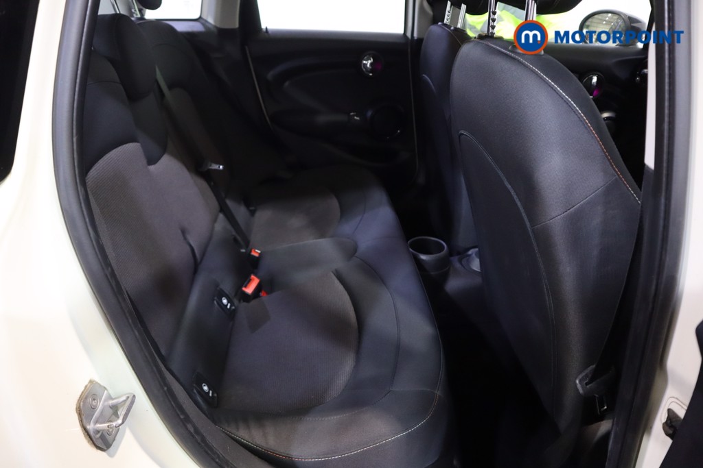 Mini Hatchback Cooper Classic Automatic Petrol Hatchback - Stock Number (1614502) - 7th supplementary image