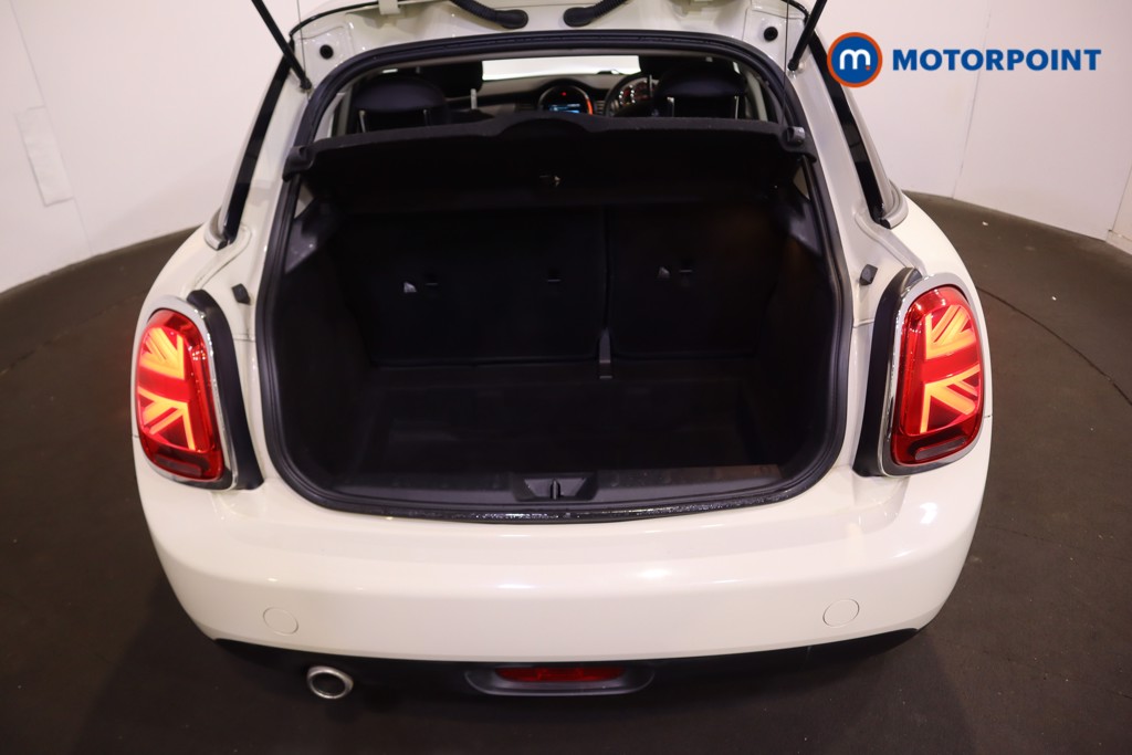 Mini Hatchback Cooper Classic Automatic Petrol Hatchback - Stock Number (1614502) - 8th supplementary image