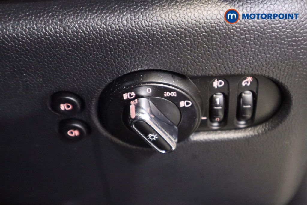 Mini Hatchback Cooper Classic Automatic Petrol Hatchback - Stock Number (1614502) - 16th supplementary image