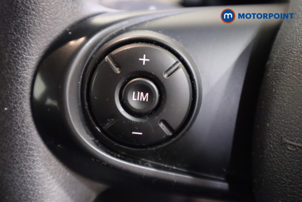 Mini Hatchback Cooper Classic Automatic Petrol Hatchback - Stock Number (1614502) - 18th supplementary image