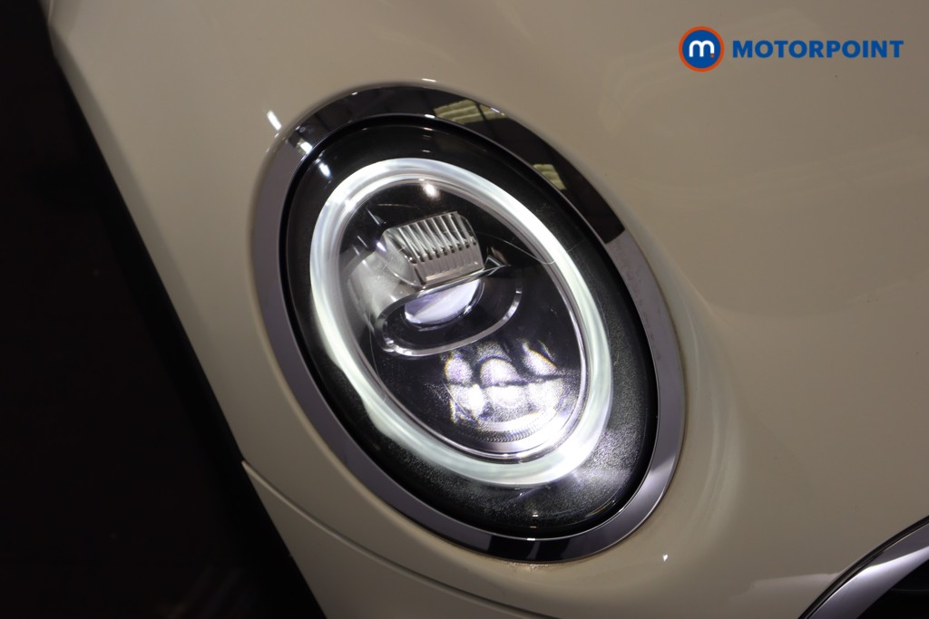 Mini Hatchback Cooper Classic Automatic Petrol Hatchback - Stock Number (1614502) - 32nd supplementary image