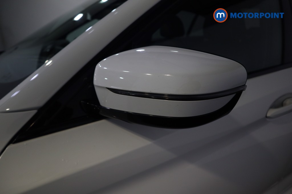 BMW 5 Series M Sport Automatic Petrol Plug-In Hybrid Saloon - Stock Number (1615746) - 37th supplementary image