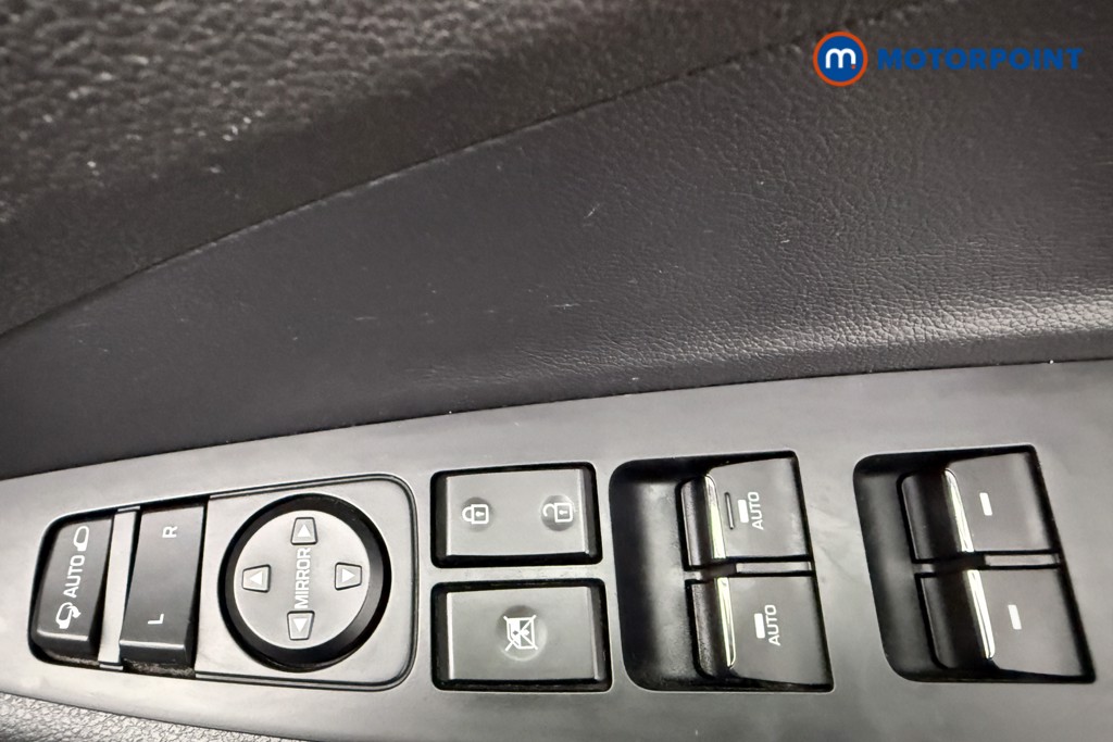 Hyundai Tucson Premium Manual Petrol SUV - Stock Number (1615913) - 21st supplementary image