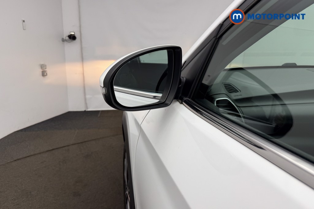 Hyundai Tucson Premium Manual Petrol SUV - Stock Number (1615913) - 33rd supplementary image