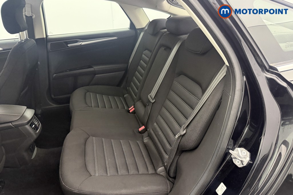 Ford Mondeo Zetec Manual Petrol Hatchback - Stock Number (1616243) - 11th supplementary image