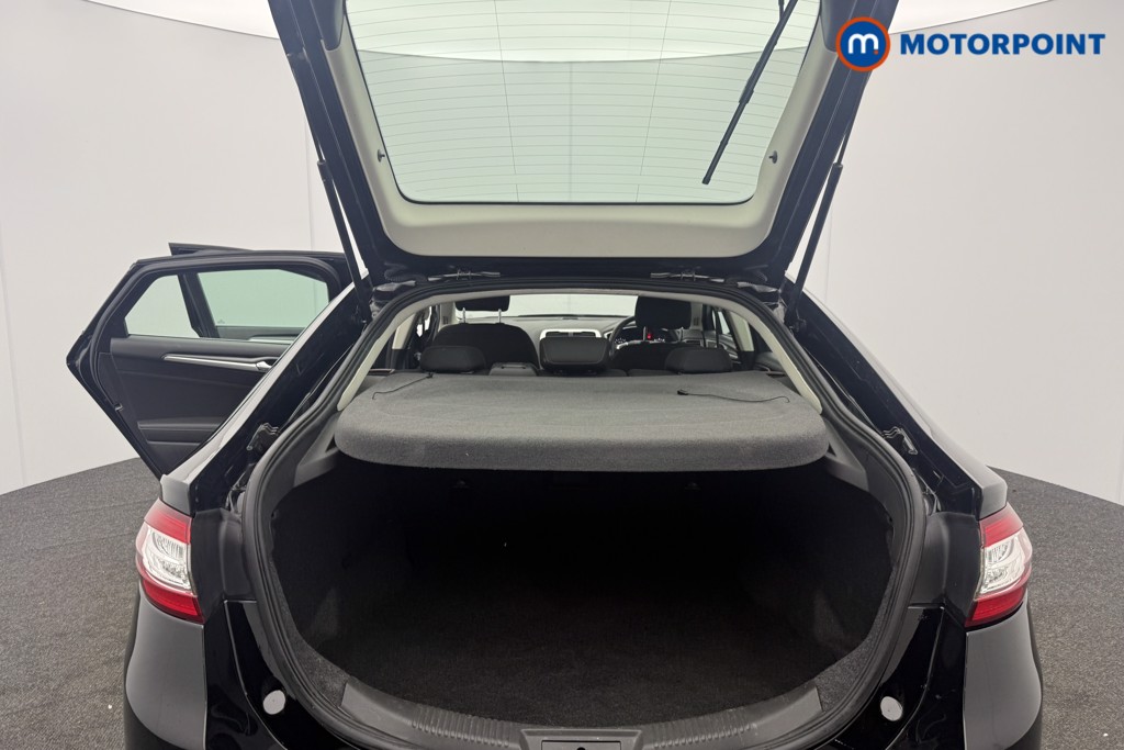 Ford Mondeo Zetec Manual Petrol Hatchback - Stock Number (1616243) - 12th supplementary image