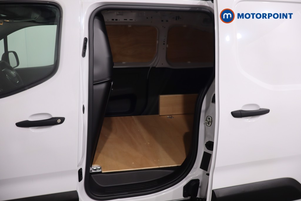 Peugeot Partner Professional Plus Manual Diesel Panel Van - Stock Number (1616391) - 5th supplementary image
