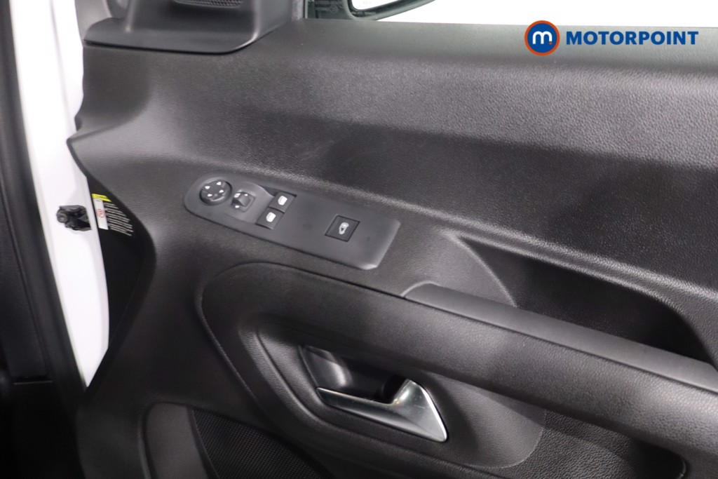 Peugeot Partner Professional Plus Manual Diesel Panel Van - Stock Number (1616391) - 24th supplementary image