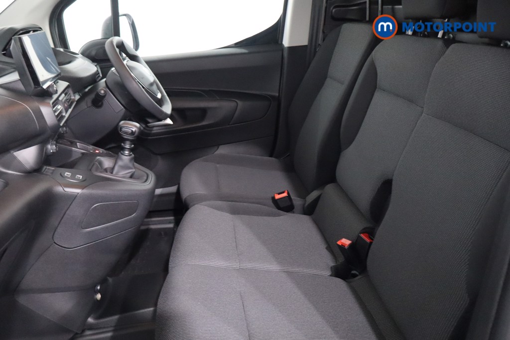 Peugeot Partner Professional Plus Manual Diesel Panel Van - Stock Number (1616398) - 4th supplementary image