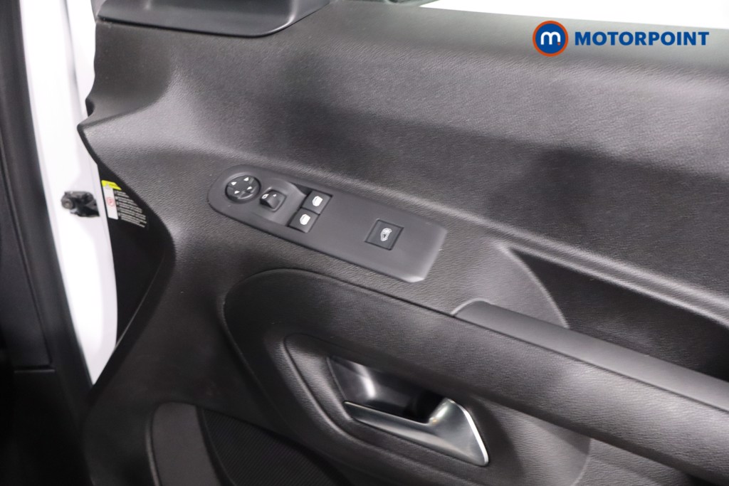 Peugeot Partner Professional Plus Manual Diesel Panel Van - Stock Number (1616398) - 24th supplementary image