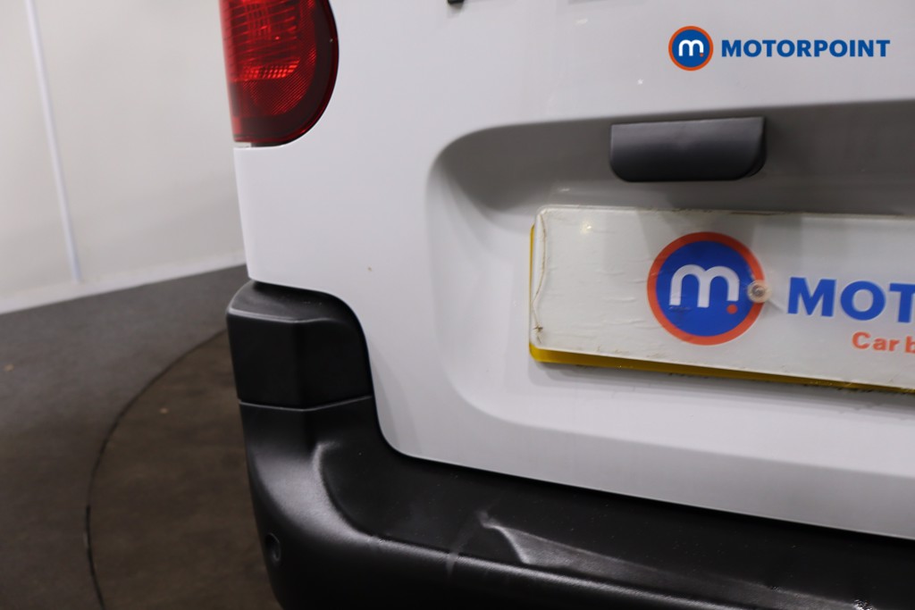 Peugeot Partner Professional Plus Manual Diesel Panel Van - Stock Number (1616398) - 34th supplementary image