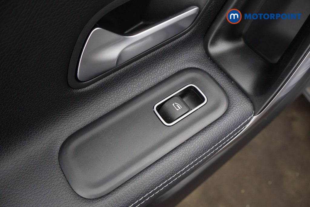 Mercedes-Benz CLA Amg Line Automatic Petrol Coupe - Stock Number (1616543) - 38th supplementary image