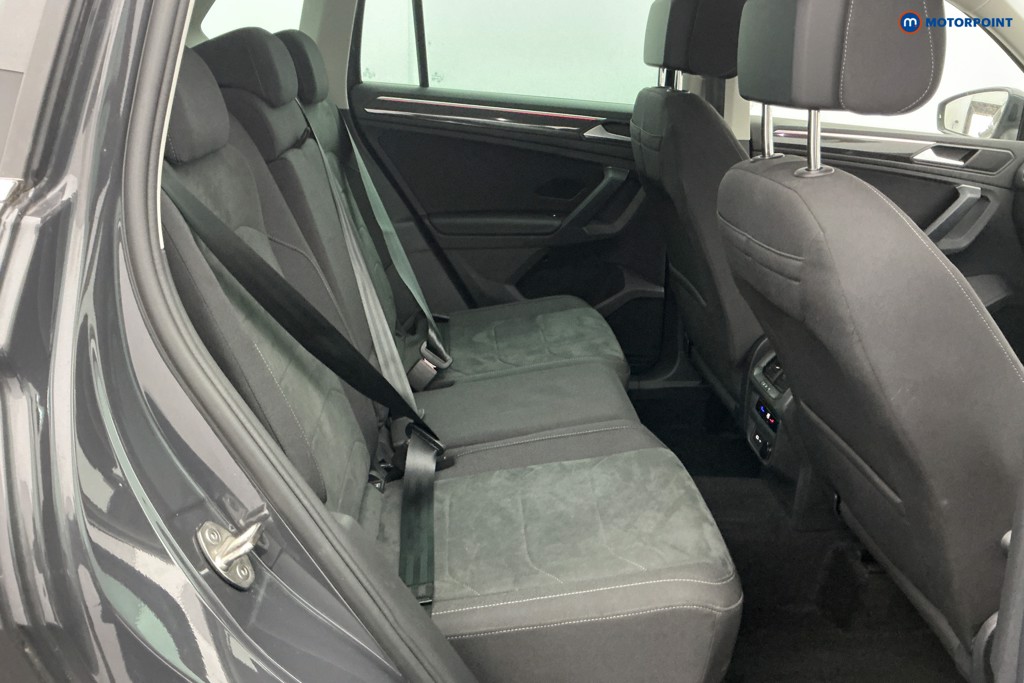Volkswagen Tiguan Elegance Automatic Petrol Plug-In Hybrid SUV - Stock Number (1616616) - 6th supplementary image