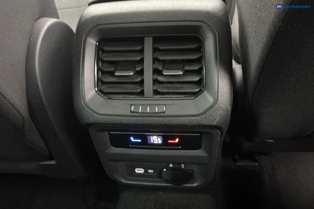 Volkswagen Tiguan Elegance Automatic Petrol Plug-In Hybrid SUV - Stock Number (1616616) - 17th supplementary image