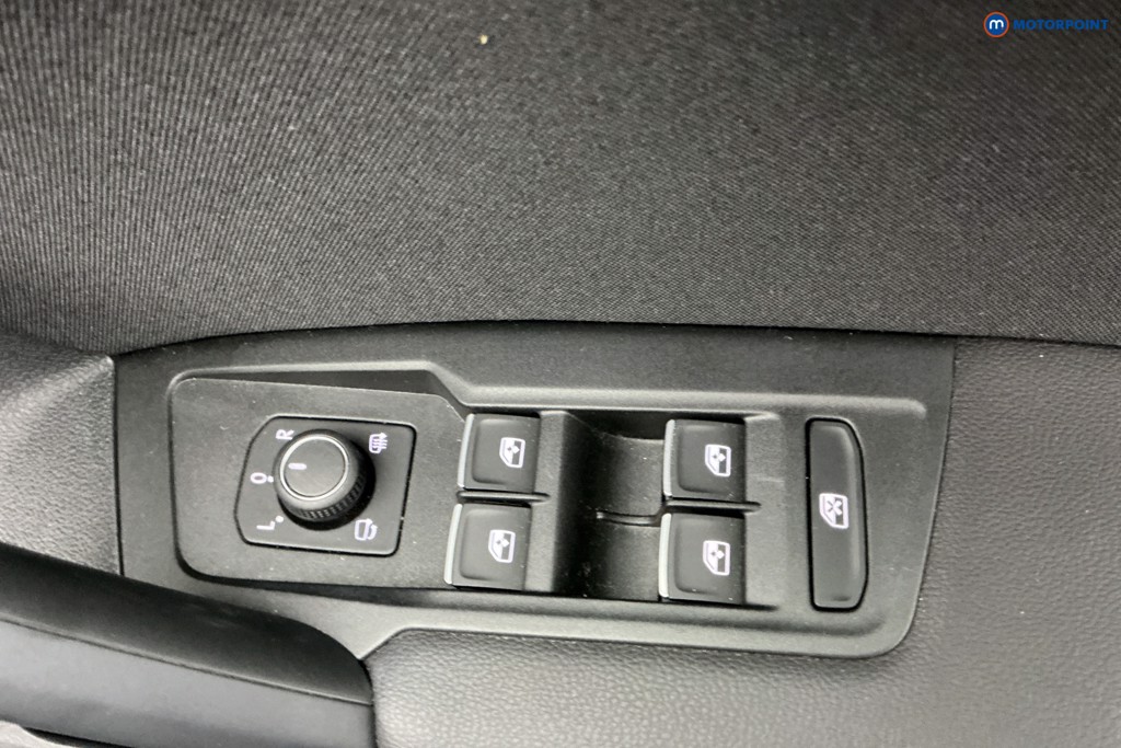 Volkswagen Tiguan Elegance Automatic Petrol Plug-In Hybrid SUV - Stock Number (1616616) - 28th supplementary image