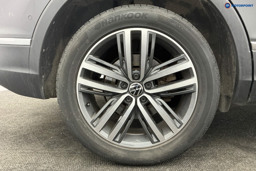 Volkswagen Tiguan Elegance Automatic Petrol Plug-In Hybrid SUV - Stock Number (1616616) - 37th supplementary image