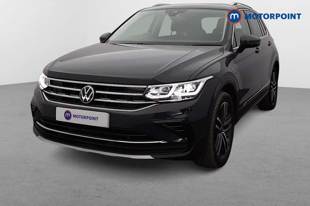Volkswagen Tiguan Elegance Automatic Petrol Plug-In Hybrid SUV - Stock Number (1616616) - Passenger side front corner