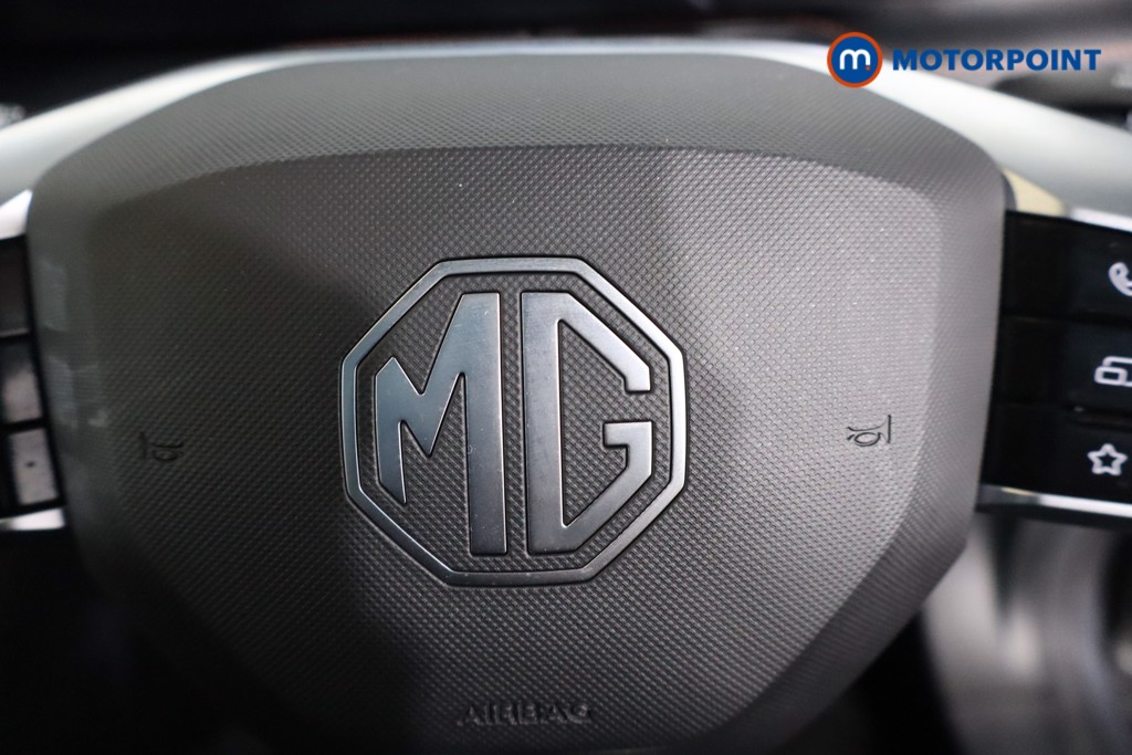 Mg Motor Uk HS SE Automatic Petrol-Electric Hybrid SUV - Stock Number (1616650) - 13th supplementary image