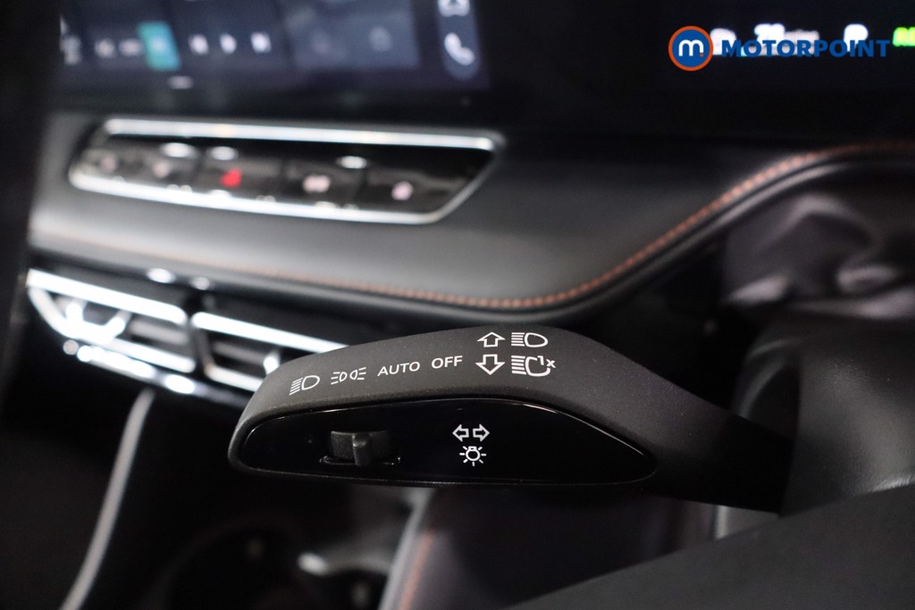 Mg Motor Uk HS SE Automatic Petrol-Electric Hybrid SUV - Stock Number (1616650) - 14th supplementary image