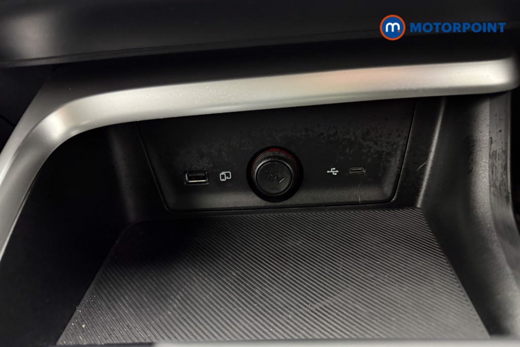 Mg Motor Uk ZS Trophy Automatic Petrol-Electric Hybrid SUV - Stock Number (1616905) - 14th supplementary image