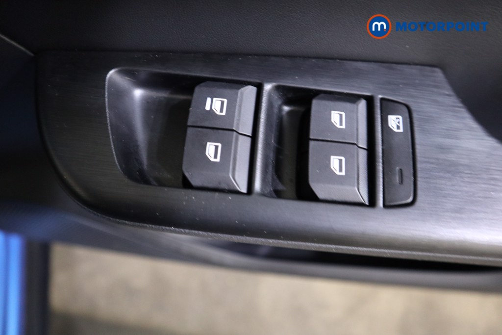 Mg Motor Uk ZS Trophy Automatic Petrol-Electric Hybrid SUV - Stock Number (1617057) - 14th supplementary image