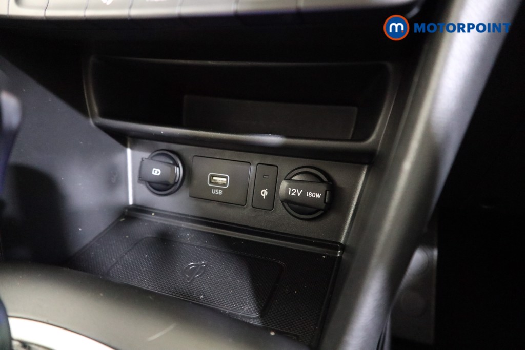 Hyundai Kona Premium Se Automatic Petrol-Electric Hybrid SUV - Stock Number (1617124) - 9th supplementary image