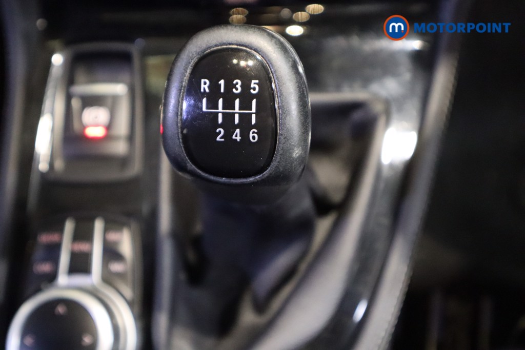 BMW 2 Series Sport Manual Petrol People Carrier - Stock Number (1617309) - 5th supplementary image